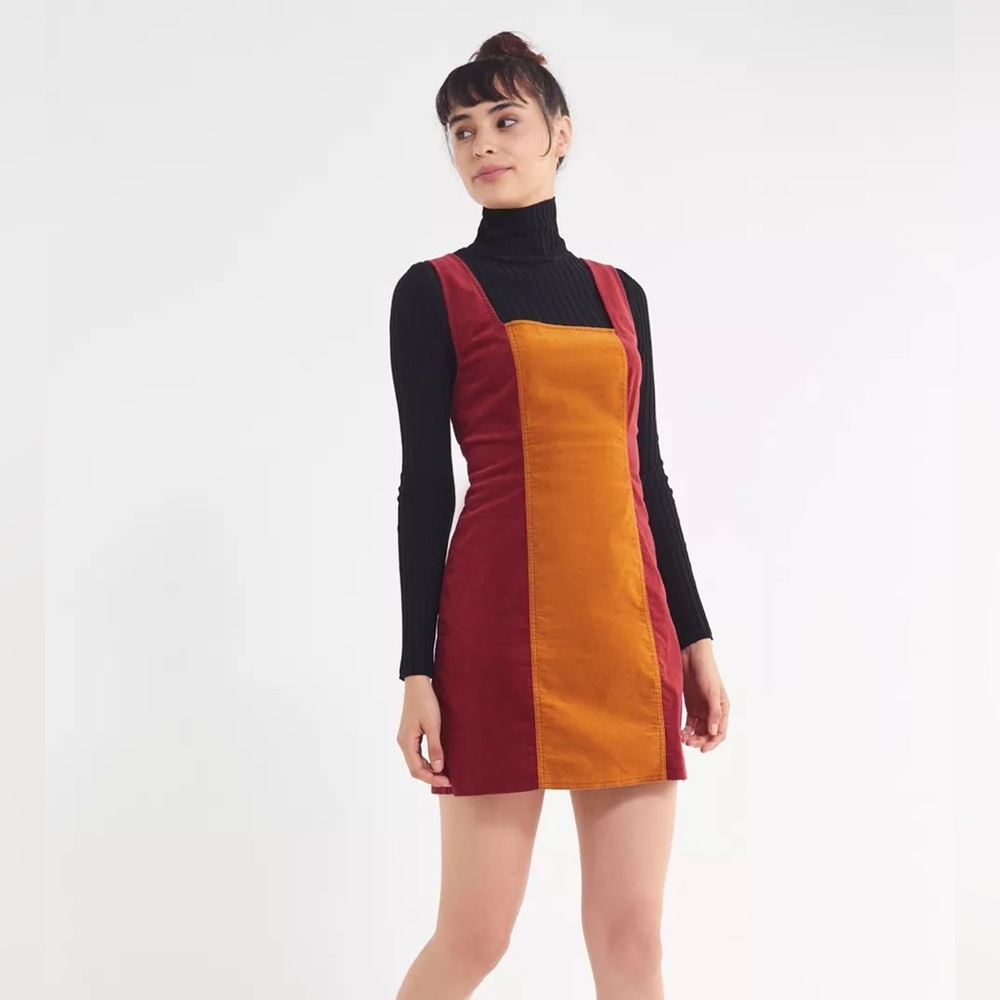 Urban Outfitters🍊BDG Taylor Uncut Corduroy Colorblock Dress